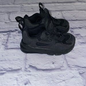 Nike Air Max 270 Black/Black. Size 5